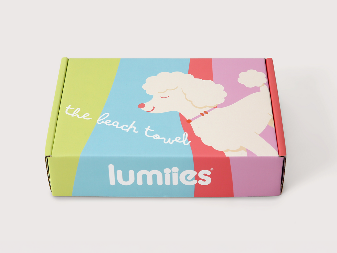 The Beach Towel (160×80 cm) – lightweight, quick-drying microfiber towel (Poodle Edition)
