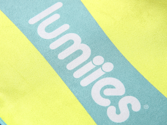 The Beach Towel (160×80 cm) – lightweight, quick-drying microfiber towel (Poodle Edition)
