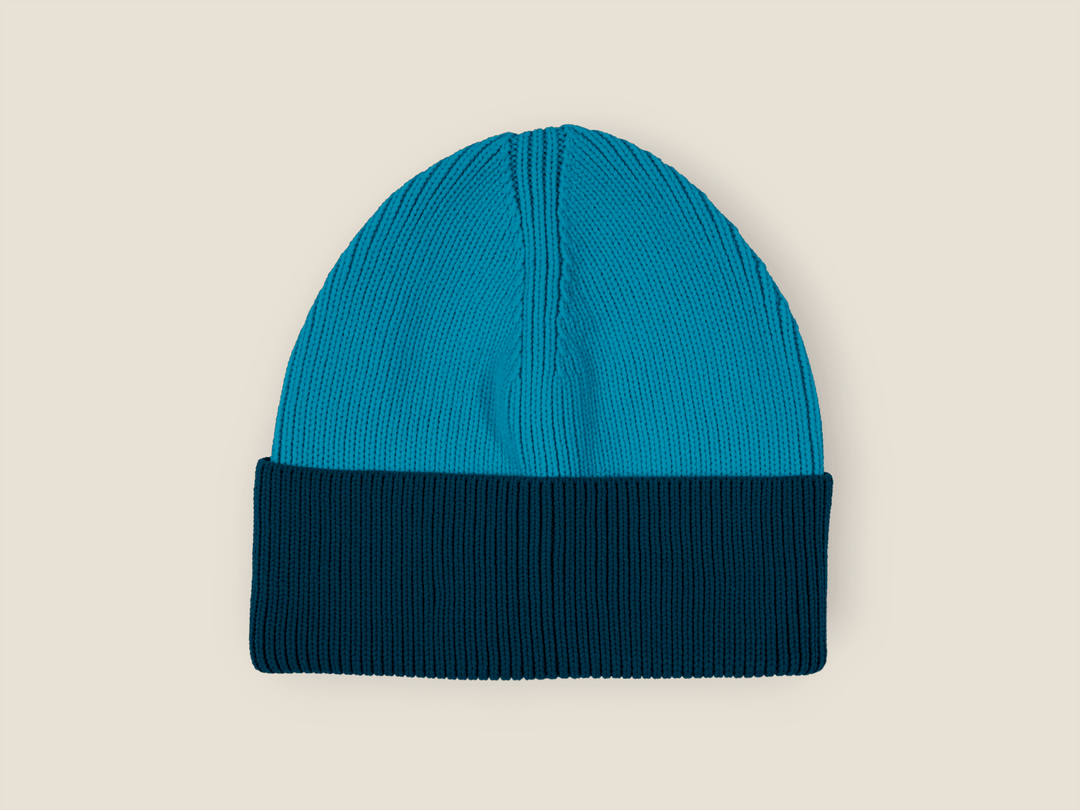 The Glow Beanie 2.0 – Neon Blau und Dunkelblau Strickmütze für Sport, Spaziergänge & kalte Tage von lumiies®