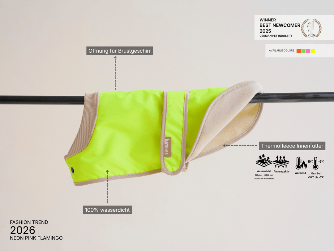 THE GLOW RAINCOAT mini - fit – Hundemantel für kleine Hunderassen und Dackel in Neongelb - lumiies - high visibility
